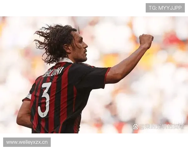 马尔蒂尼在米兰时期表现稳健,职业生涯坚守红黑军团 马尔蒂尼在米兰时期表现稳健,职业生涯坚守红黑军团