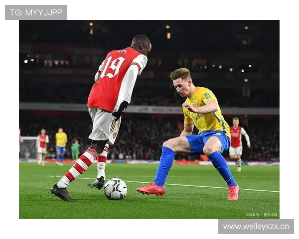 曼联赢得比赛后控制力下降,近期表现波动对赛季稳定性构成考验