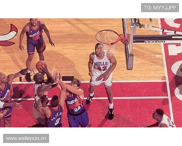 乔丹无球切入效率提升，关键回合主导公牛进攻
