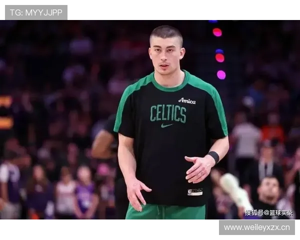 普里查德无球跑动制造空位，三分效率领跑替补后卫